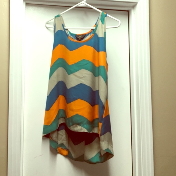 Cute top!