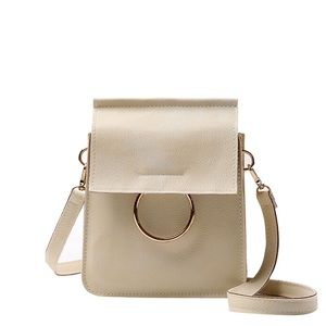 Minimal style cross shoulder bag