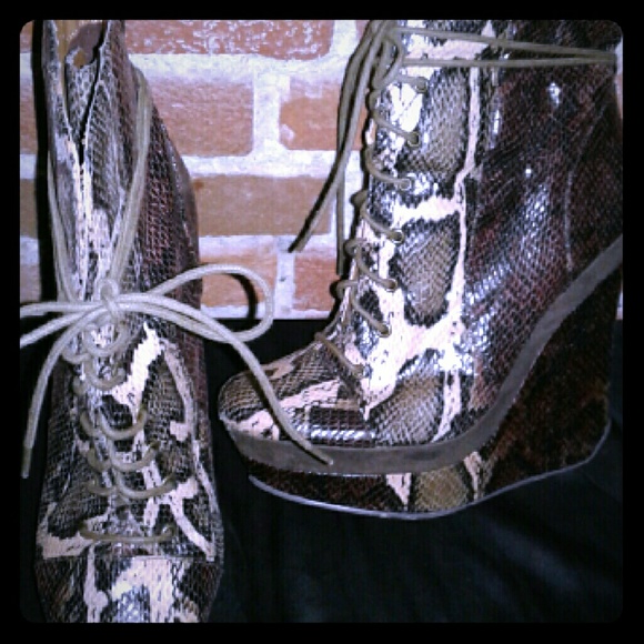Booties - Picture 1 of 3