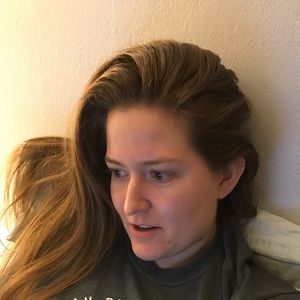 Meet your Posher, Laurel