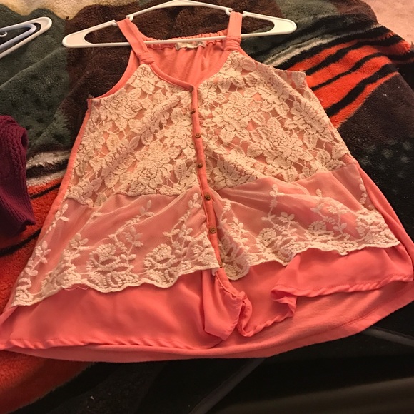 Peach and lace shirt - Picture 1 of 2