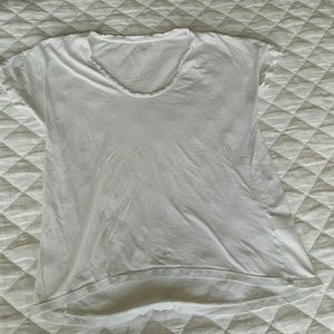 Everlane uneck white tee