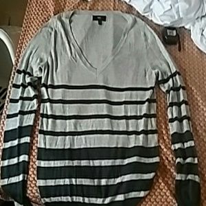 Long V-neck Stripe Sweater