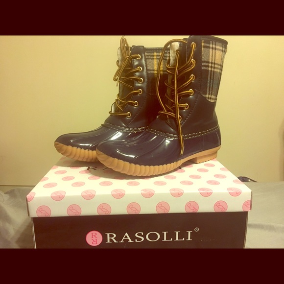 Rasolli Blue Plaid DuckBoot size 7 - Picture 1 of 1