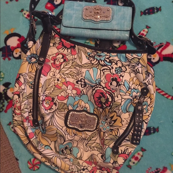 Authentic Kathy Van Zeeland purse & wallet