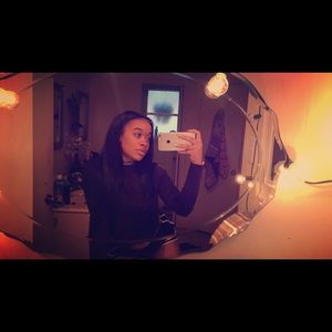 Meet your Posher, Faith