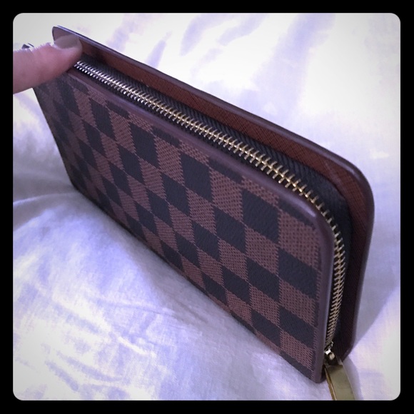 Checkered wallet.