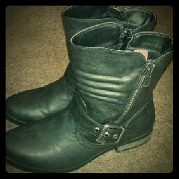 Rampage black boots
