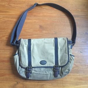 Fossil messenger bag