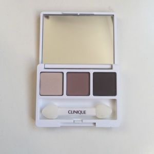 Clinique eyeshadow trio