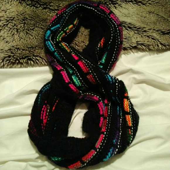 Steve Madden Scarf