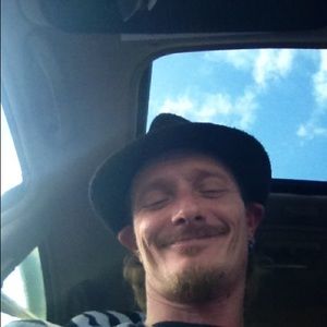 Meet your Posher, Gregory