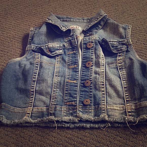 Jean vest - Picture 1 of 1