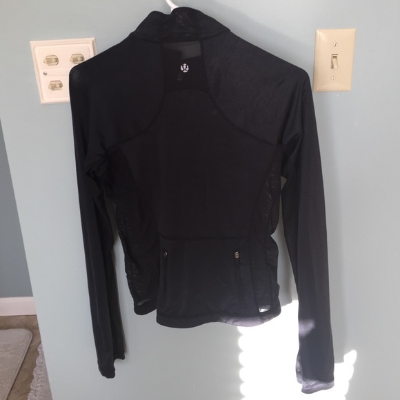 Lululemon black zip up jacket