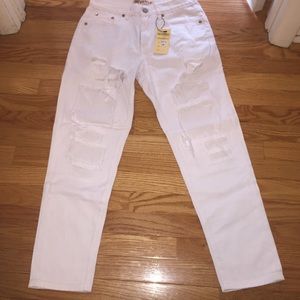 White Fox Boutique Distressed Jeans (White)