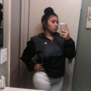 Meet your Posher, Brandy