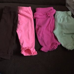 4 pair of newborn baby girl pants
