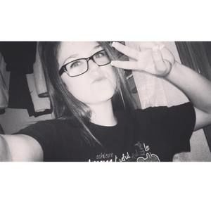 Meet your Posher, Elly