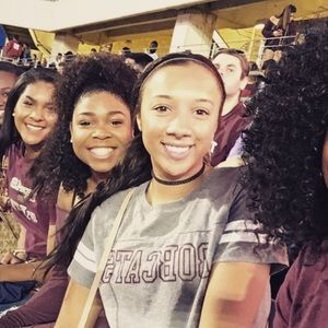 Meet your Posher, Marissa