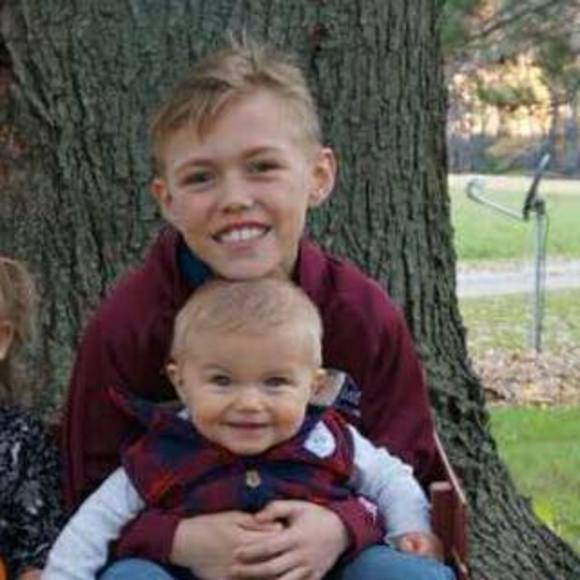 Meet your Posher, Rebecca n randi - Picture 1 of 1