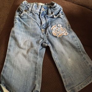Old navy baby girl jeans size 6-12 months