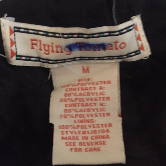 Flying Tomato Jackets & Coats - πNWOT Flying Tomato Black/White Cape. Sz Medium Flying Tomato Jackets & Coats - πNWOT Flying Tomato Black/White Cape. Sz Medium