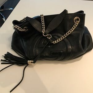 Beautiful leather shoulder bag