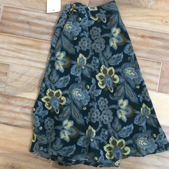 LAST CHANCE⭐️Jones of New York 12 petite skirt