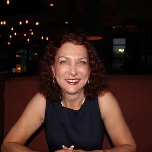 Meet your Posher, Evangeline