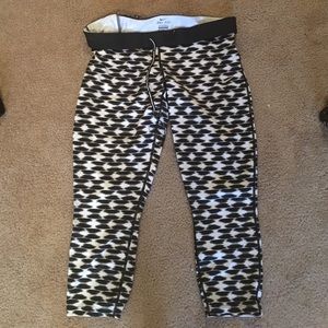 Nike crop leggings