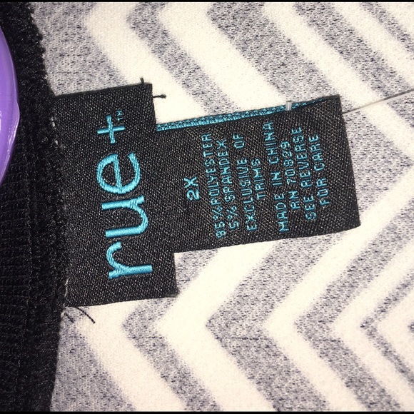 Nice shirt!! - Picture 2 of 3
