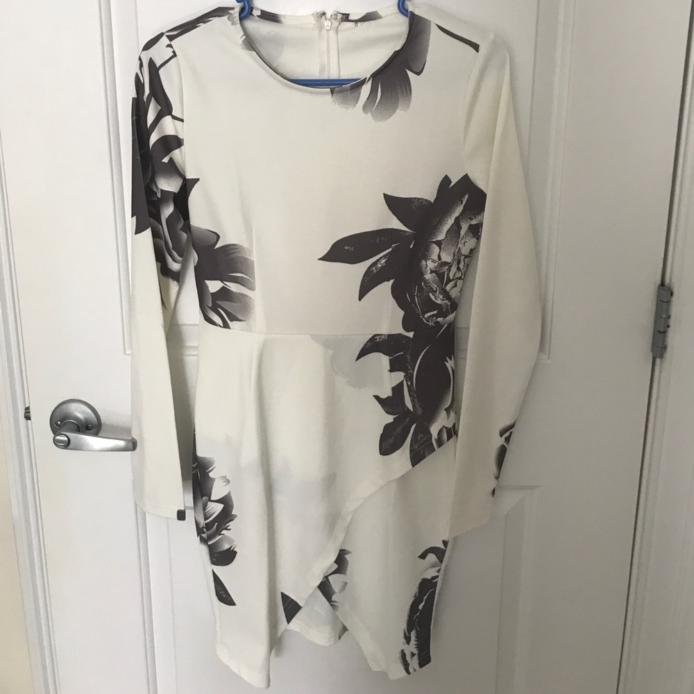 Long Sleeve Floral Print Asymmetrical Dress