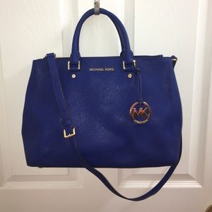🔹🔵Michael Kors Savannah Large Satchel🔵🔹