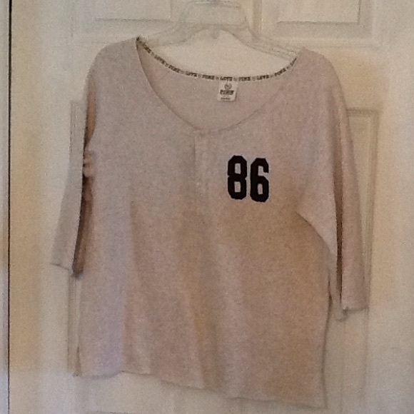 3 button sweatshirt