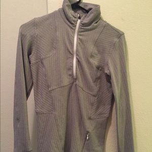 Lulu workout jacket 👌🏻😍💕