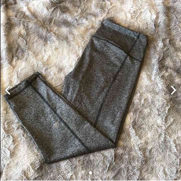 *SOLD* Victoria's Secret workout pant - Picture 2 of 3