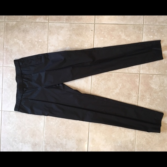 Vera Wang straight leg pants