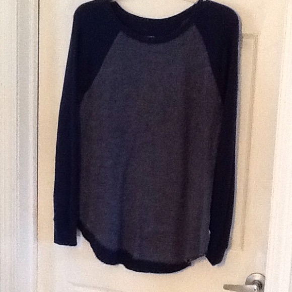 Longer lightweight sweat
