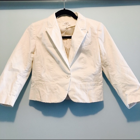 💁Chic White Jacket