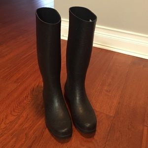 Used Ugg Rain Boots!!