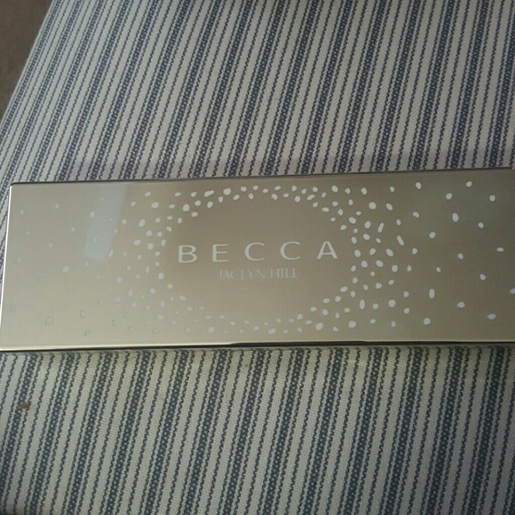 Becca x Jaclyn Hill Eyeshadow palette