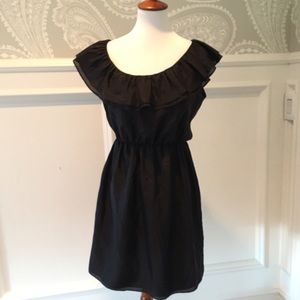 5/48 sleeveless black dress
