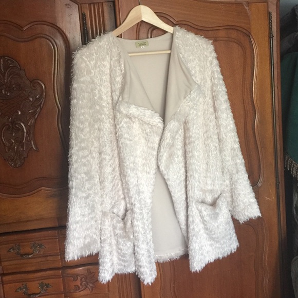 Piko 1988 white faux fur jacket