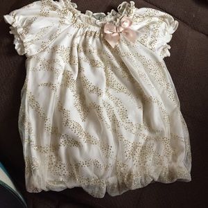 Healthtex 24 months cream and gold shirt