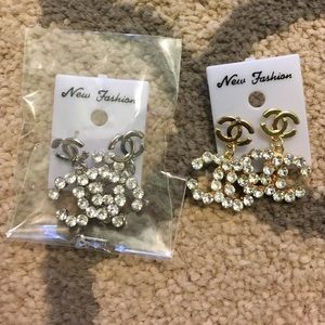 Fashion earrings and necklace