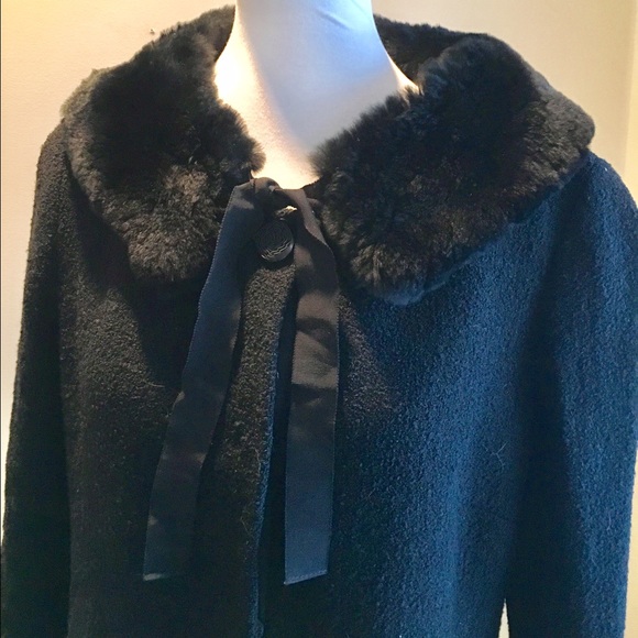 Winter coat with detachable faux fur collar - Picture 2 of 4
