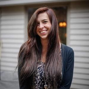 Meet your Posher, Abbi