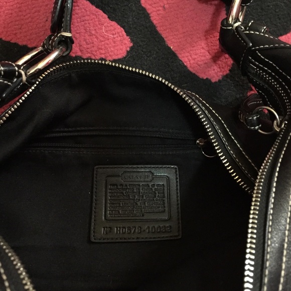 AUTHENTIC BLACK LEATHER COACH BAG - Picture 3 of 4