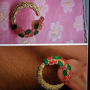 Earings