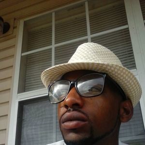 Meet your Posher, Damien